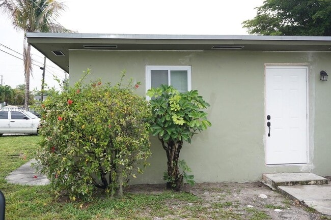 property at 800 NW 96th St