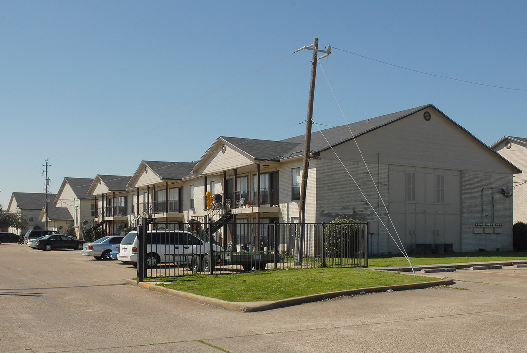 Freeport Apartments in Freeport, TX - Building Photo