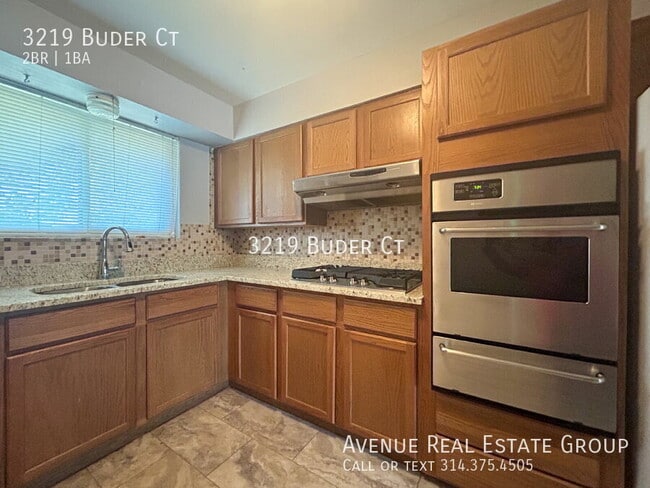 3219 Buder Ct in St. Ann, MO - Building Photo - Building Photo