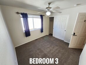 2060 Dewhirst Dr, Unit 3 in Colorado Springs, CO - Foto de edificio - Building Photo