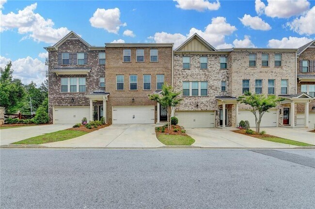 3587 Hidden Valley Cir