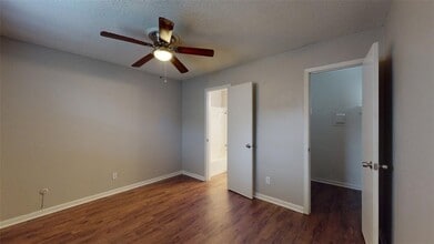 500 Foch St, Unit 11 in Bryan, TX - Building Photo - Building Photo