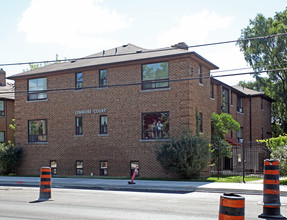 1633 Kingston Rd in Toronto, ON - Building Photo - Building Photo