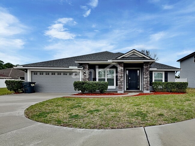 property at 86242 Cloister Ct