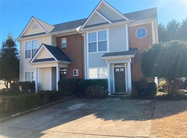 property at 35 Pearl's Way