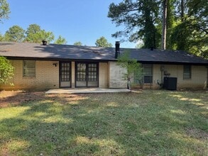 610 Pine Cone Dr in Haughton, LA - Building Photo - Building Photo