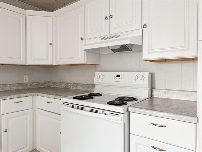 4615 Heron St in Hitchcock, TX - Building Photo - Building Photo