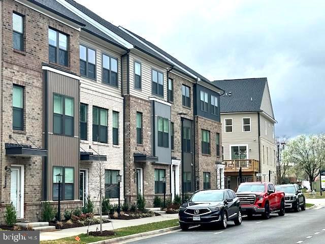 9975 Magnolia Ridge Dr in Glen Allen, VA - Building Photo