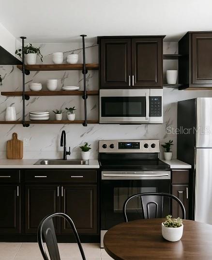 334 Oleander Way in Casselberry, FL - Building Photo - Building Photo