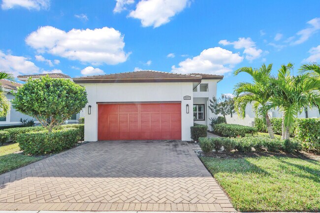 9273 SW Pepoli Way in Port St. Lucie, FL - Building Photo - Building Photo