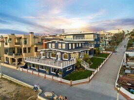 1000 The Strand in Manhattan Beach, CA - Building Photo