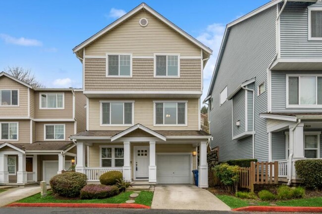 property at 4021 S 212th Ct