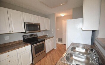 9745 Reese Farm Rd in Owings Mills, MD - Foto de edificio - Building Photo