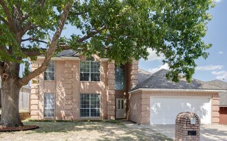 8434 Golf Club Cir in Fort Worth, TX - Building Photo