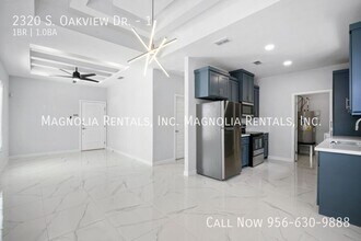 2320 S Oakview Dr in Edinburg, TX - Building Photo - Building Photo