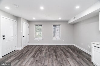 1223 Leopard St-Unit -4 in Philadelphia, PA - Building Photo - Building Photo