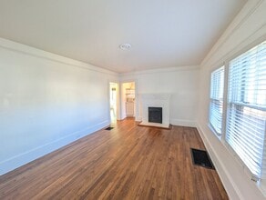 70 Mildred Ave in Asheville, NC - Building Photo - Building Photo