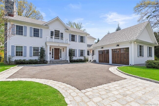 property at 25 Hunt Pl