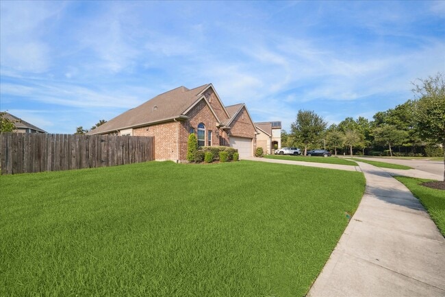 21275 Auburn Fields Dr in Porter, TX - Building Photo - Building Photo