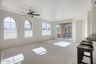 10655 N 9th St-Unit -200 in Phoenix, AZ - Building Photo - Building Photo