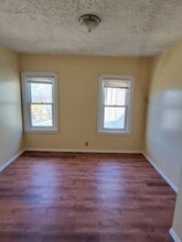 80 Huntington Rd in Bridgeport, CT - Foto de edificio - Building Photo