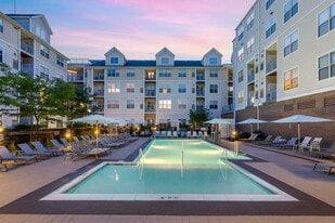 Volair Wesmont in Wood Ridge, NJ - Building Photo