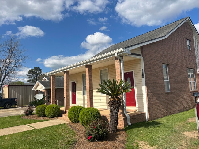 2130 Morgan St, Unit Apartment B in Paulina, LA - Building Photo - Building Photo