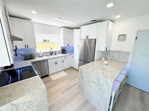 111 N Cirus Ave in Clearwater, FL - Building Photo - Building Photo
