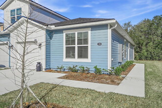 206 Misty Harbor Trace in Palm Coast, FL - Building Photo - Building Photo