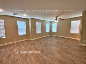 8964 Stephanie Jean Ct in Las Vegas, NV - Building Photo - Building Photo