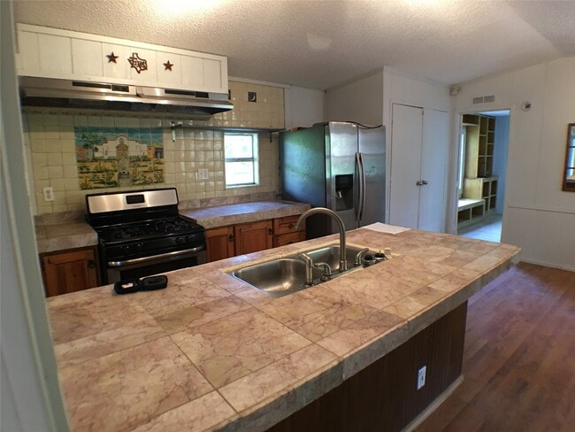 property at 505 Youpon Dr