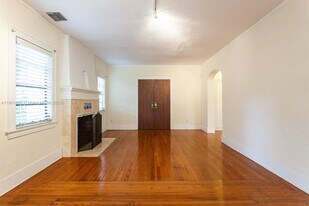 1109 Ferdinand Ave in Forest Park, IL - Building Photo