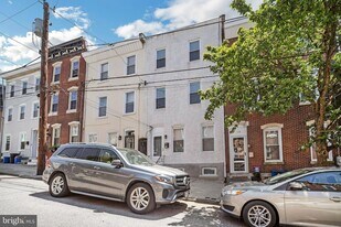 126 Ripka St in Philadelphia, PA - Building Photo