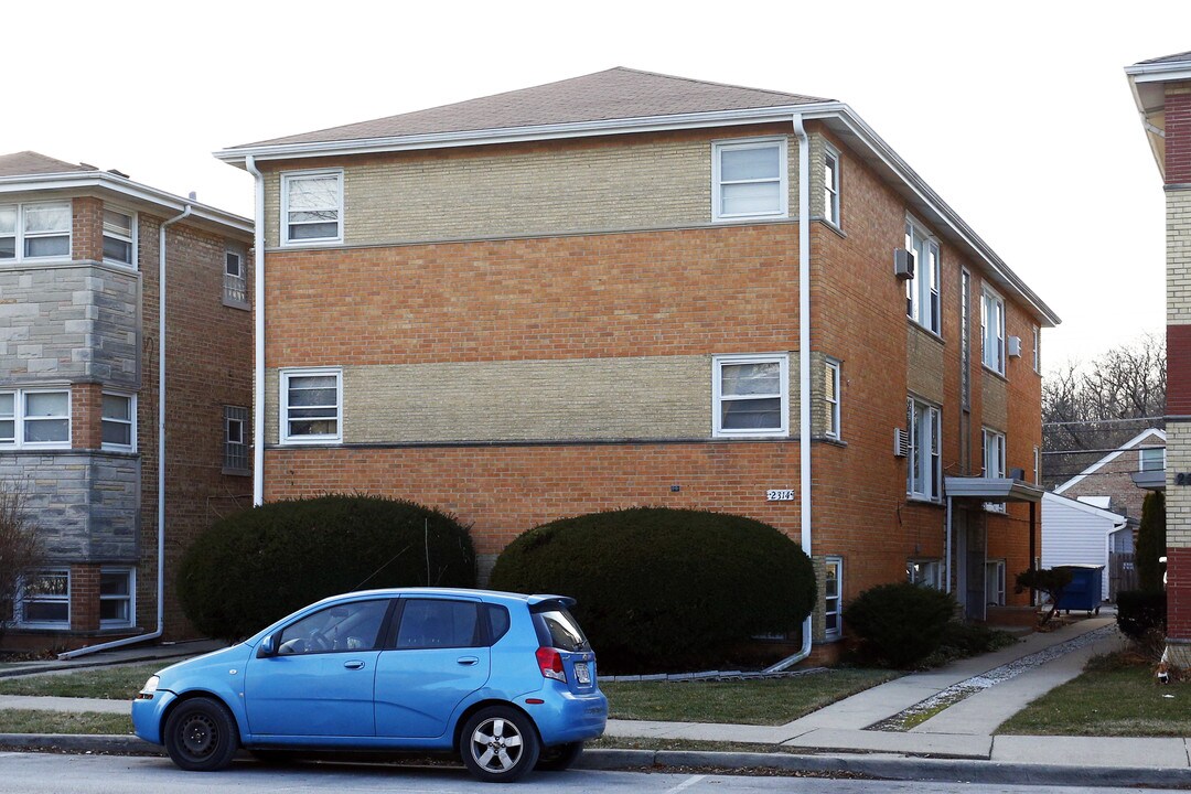 2314 S 17th Ave in Riverside, IL - Building Photo