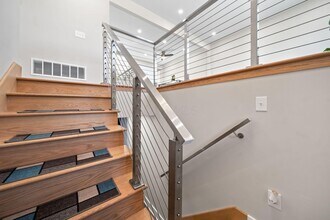 299 Lombard Rd in Columbus, OH - Building Photo - Building Photo