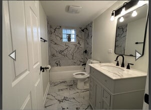 219 N Waller Ave in Chicago, IL - Building Photo - Building Photo