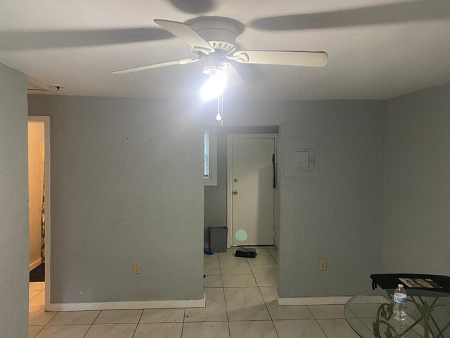 892 Applewood St, Unit A in Macon, GA - Foto de edificio - Building Photo