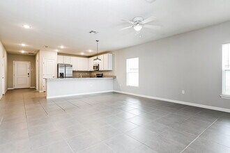 1197 Sabine Ln in Poinciana, FL - Building Photo - Building Photo