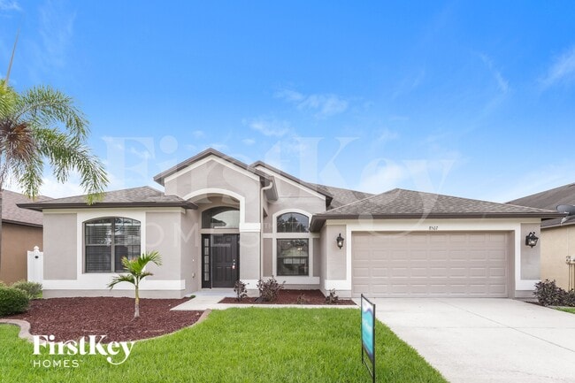 8507 White Poplar Dr in Riverview, FL - Foto de edificio - Building Photo
