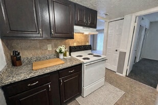 The Woods Apartments in Jeffersonville, IN - Building Photo