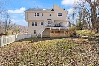 5 Susan Dr in Hopkinton, MA - Building Photo - Building Photo