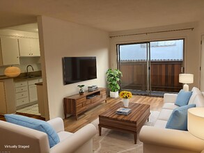 11707 Kiowa Ave in Los Angeles, CA - Foto de edificio - Building Photo