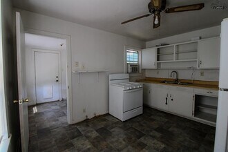 1640 Hawes Ave in Wichita Falls, TX - Building Photo - Building Photo