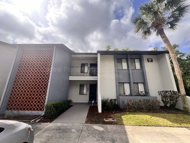 property at 17 Escondido Cir