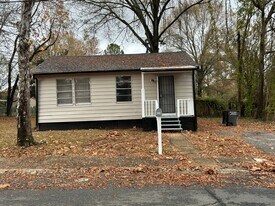 123 Wilson St in Jacksonville, AR - Building Photo