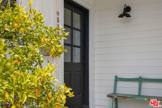 2611 Range Rd in Los Angeles, CA - Building Photo - Building Photo