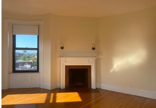 508 Beacon St, Unit 43 in Boston, MA - Building Photo - Building Photo