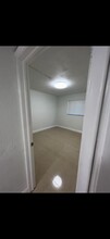 8704 NW 35th St in Coral Springs, FL - Building Photo - Building Photo