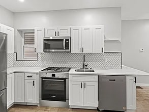 2550 Cecil B. Moore Ave in Philadelphia, PA - Building Photo - Building Photo