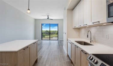 22980 Vista Edera Cir in Estero, FL - Building Photo - Building Photo